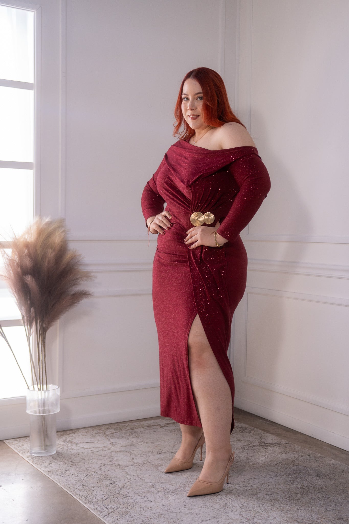 Vestido glitter cruzado tinto