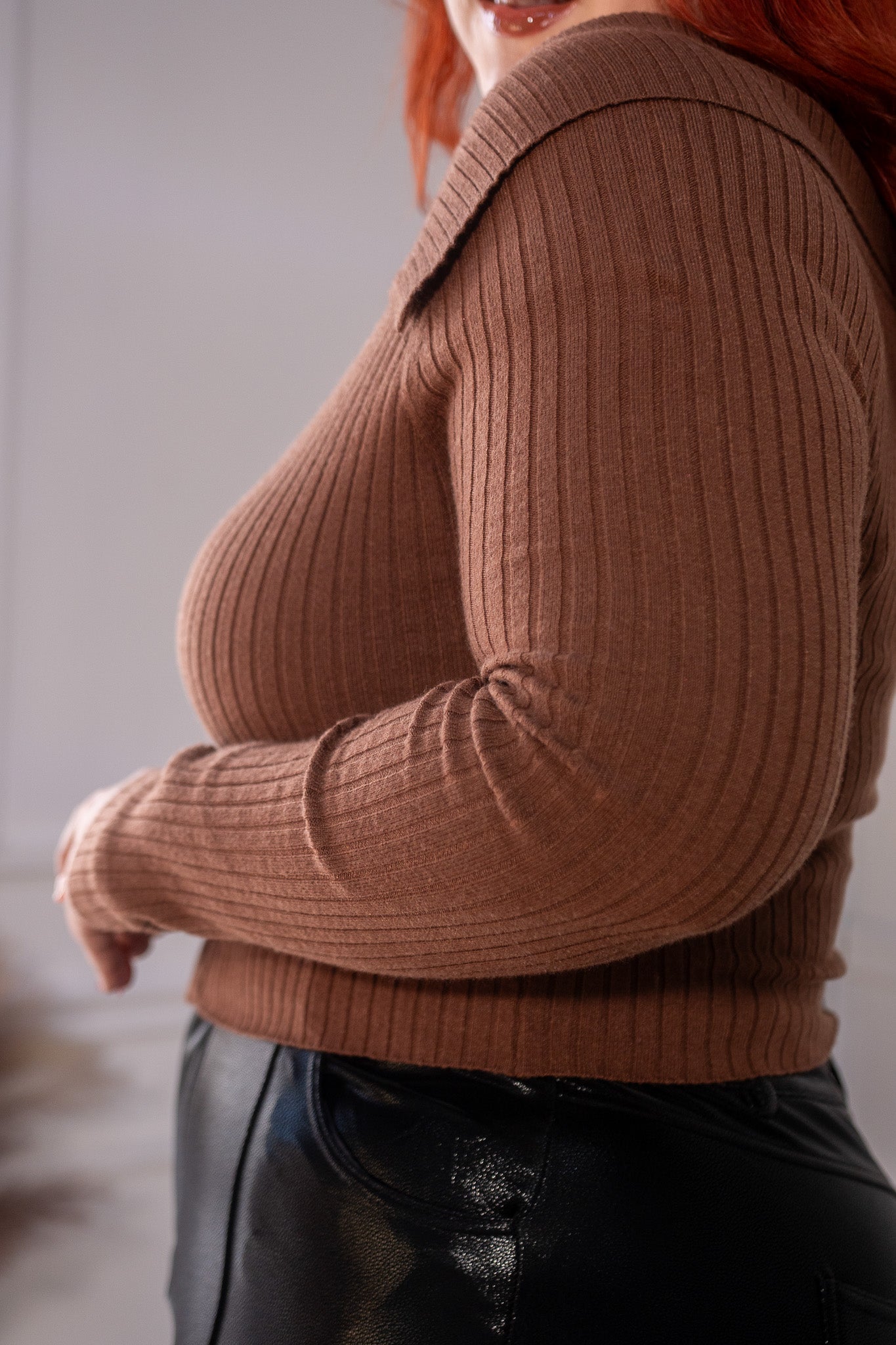 Blusa manga larga con ziper caf