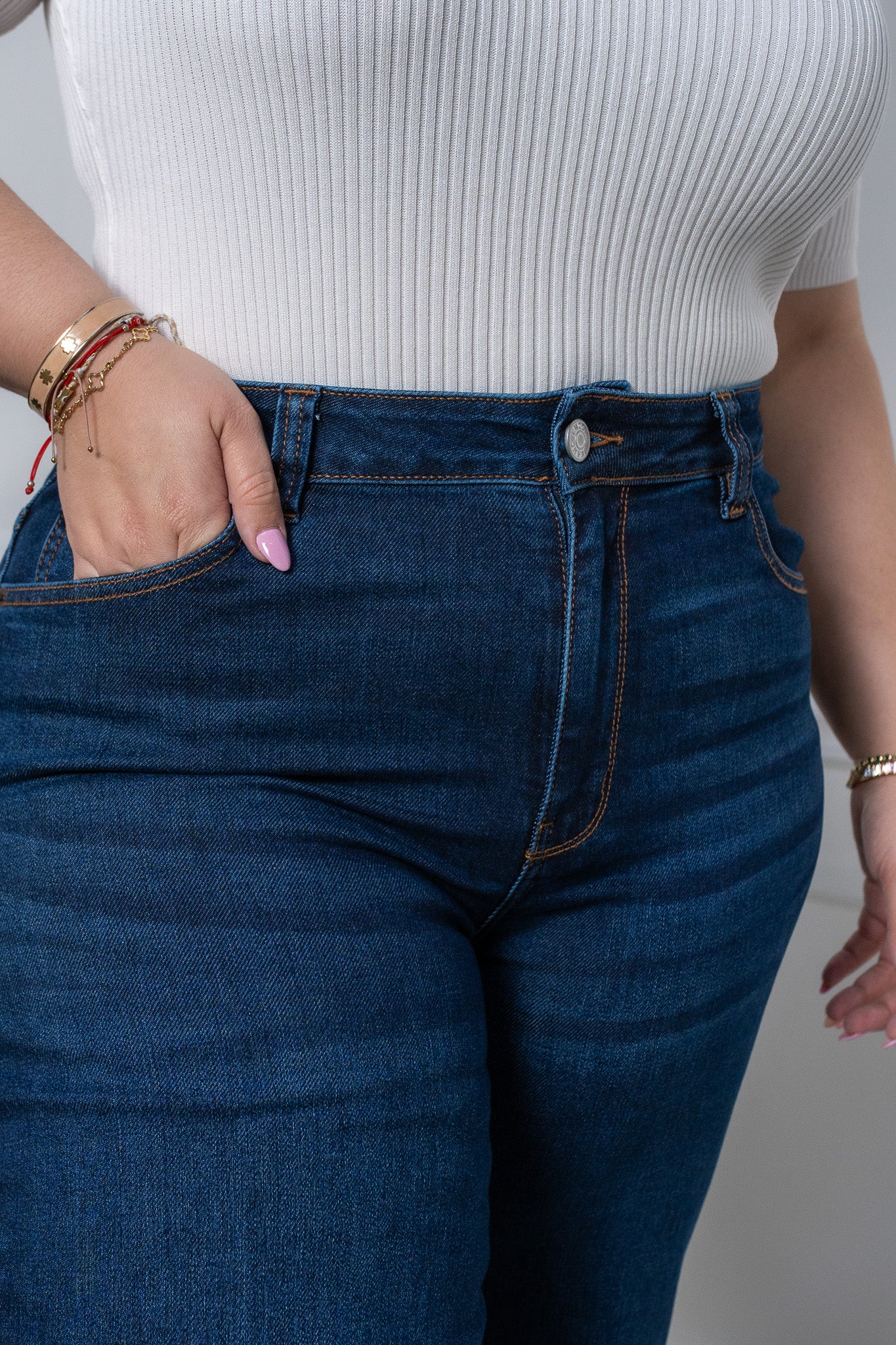 Dark plain straight jeans