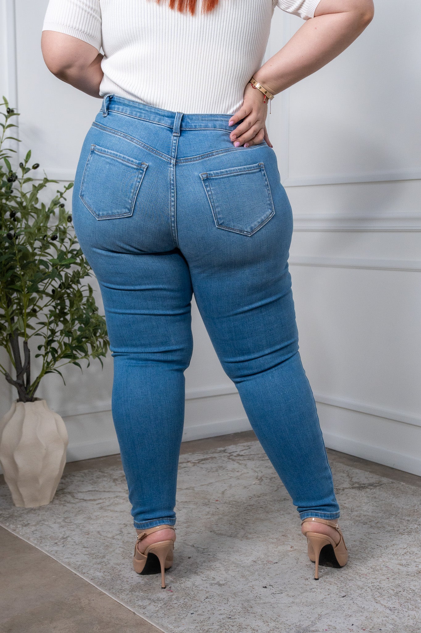 Skinny jeans, plain faded