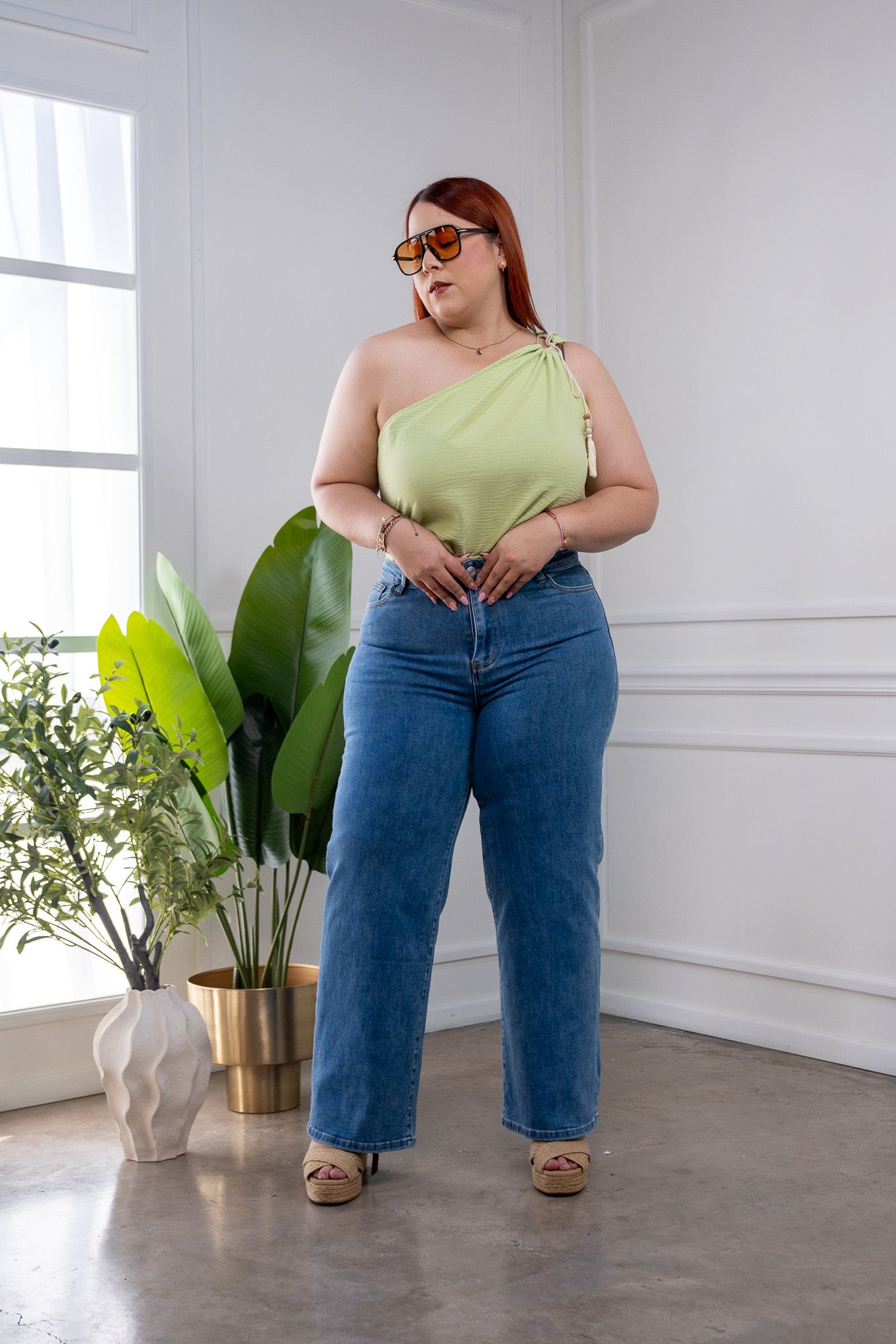 Blusa one shoulder verde