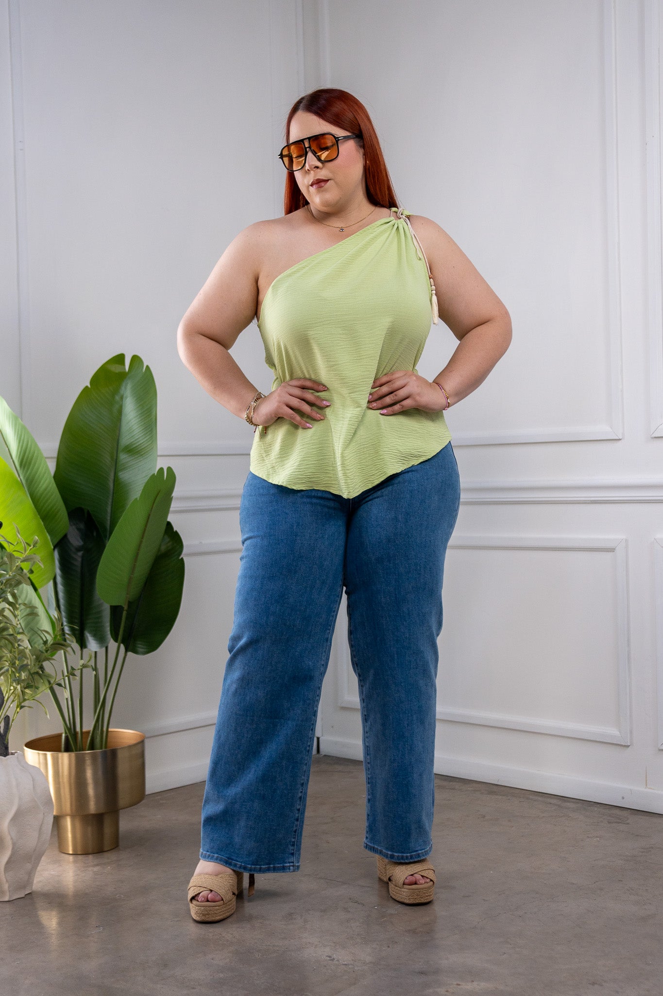 Blusa one shoulder verde