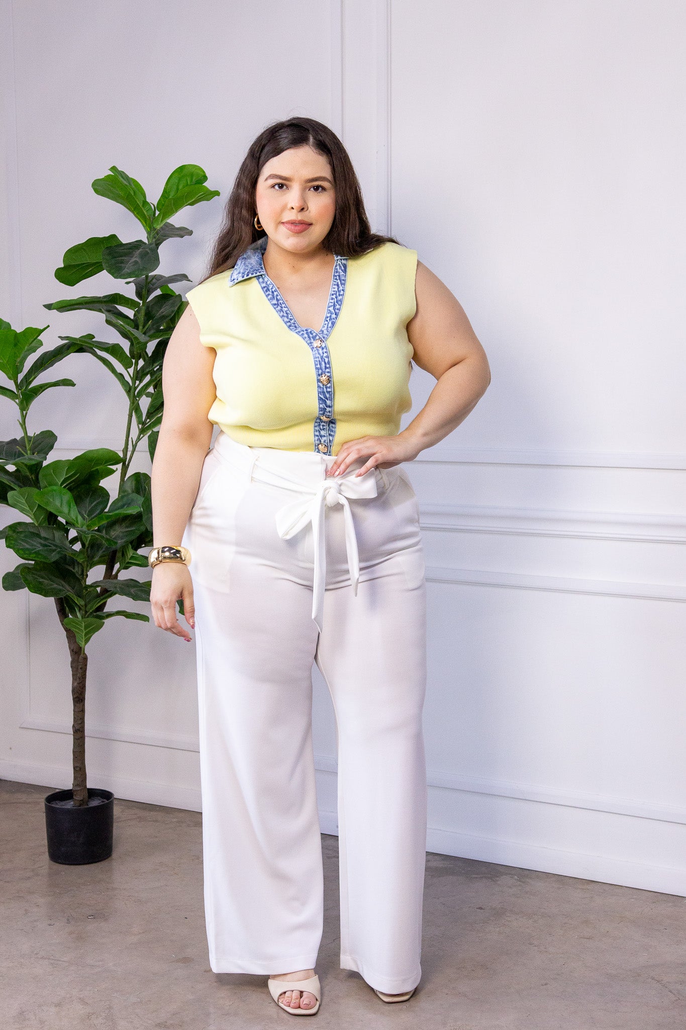 Chaleco Curvy Canalado con Detalle Denim Amarillo