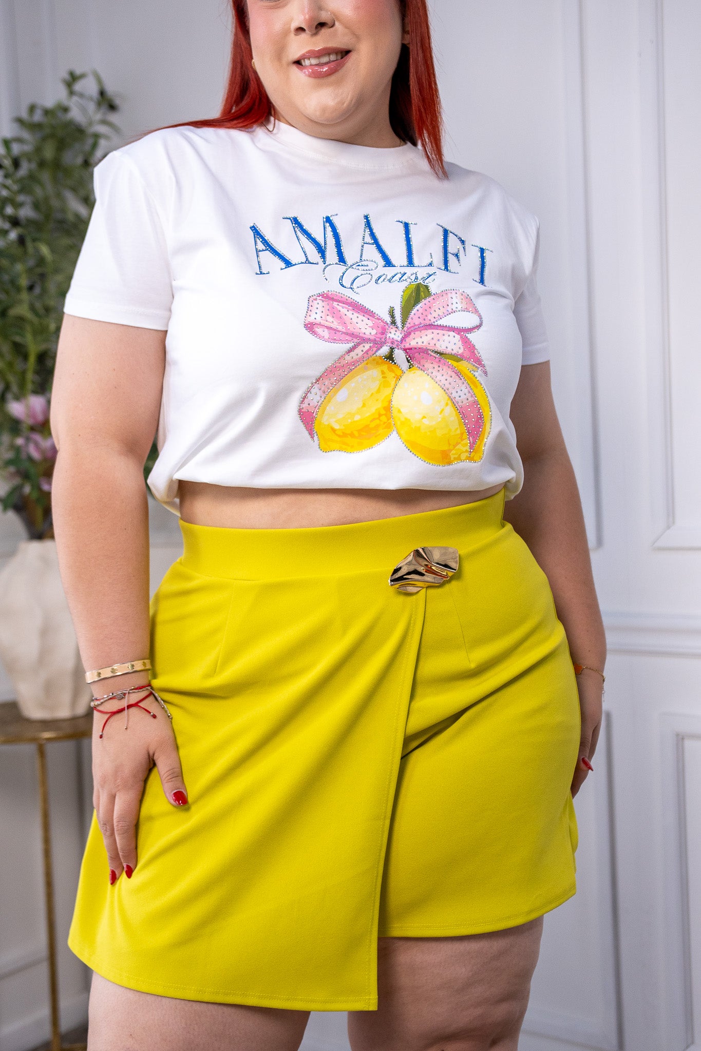 Playera Curvy Amalfi Coast Limones Mono Blanco