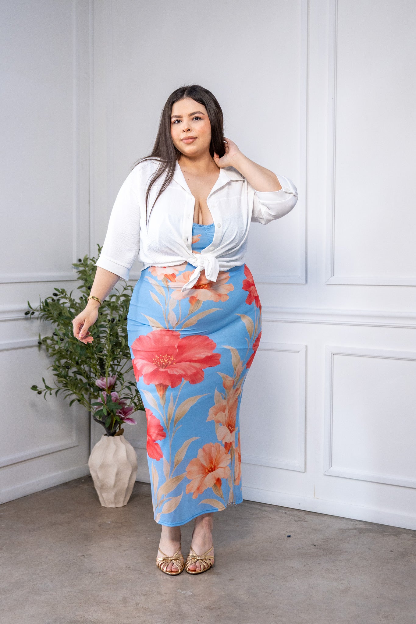 Camisa Curvy Lisa Manga 3/4 Blanco y Verde Versátil Oficina