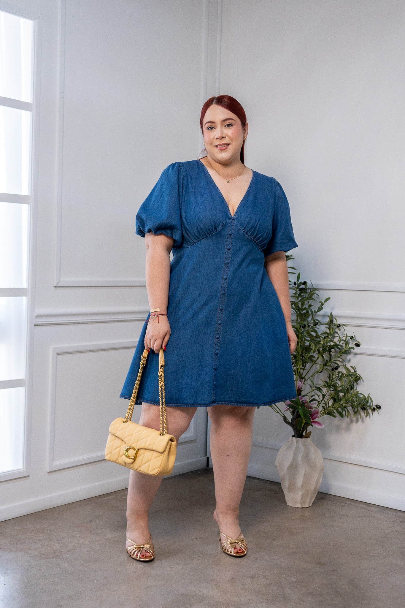 Vestido Denim Curvy Manga Globo Escote V