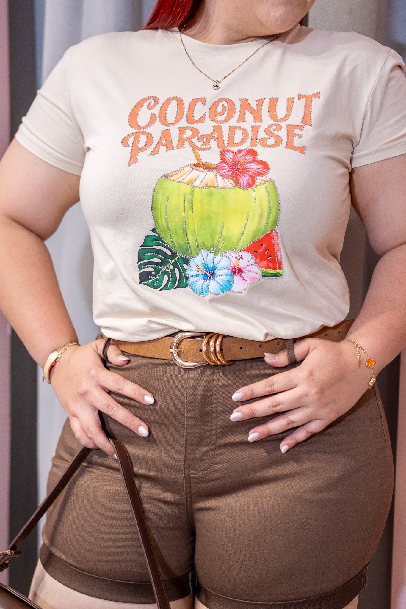 Short Curvy Cintura Alta Liso con Dobleces Café Chocolate