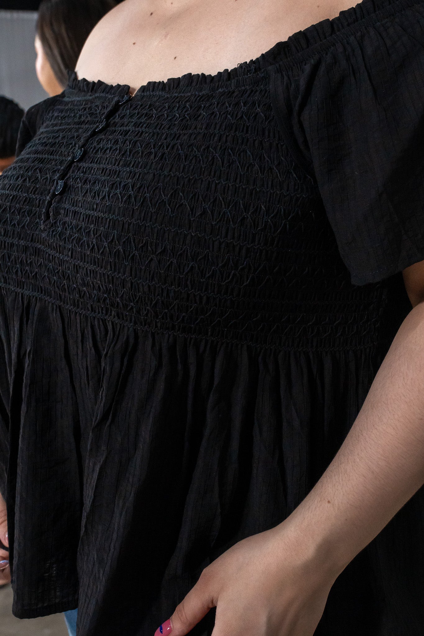 Blusa Curvy Off Shoulder Resorte Peplum Negra