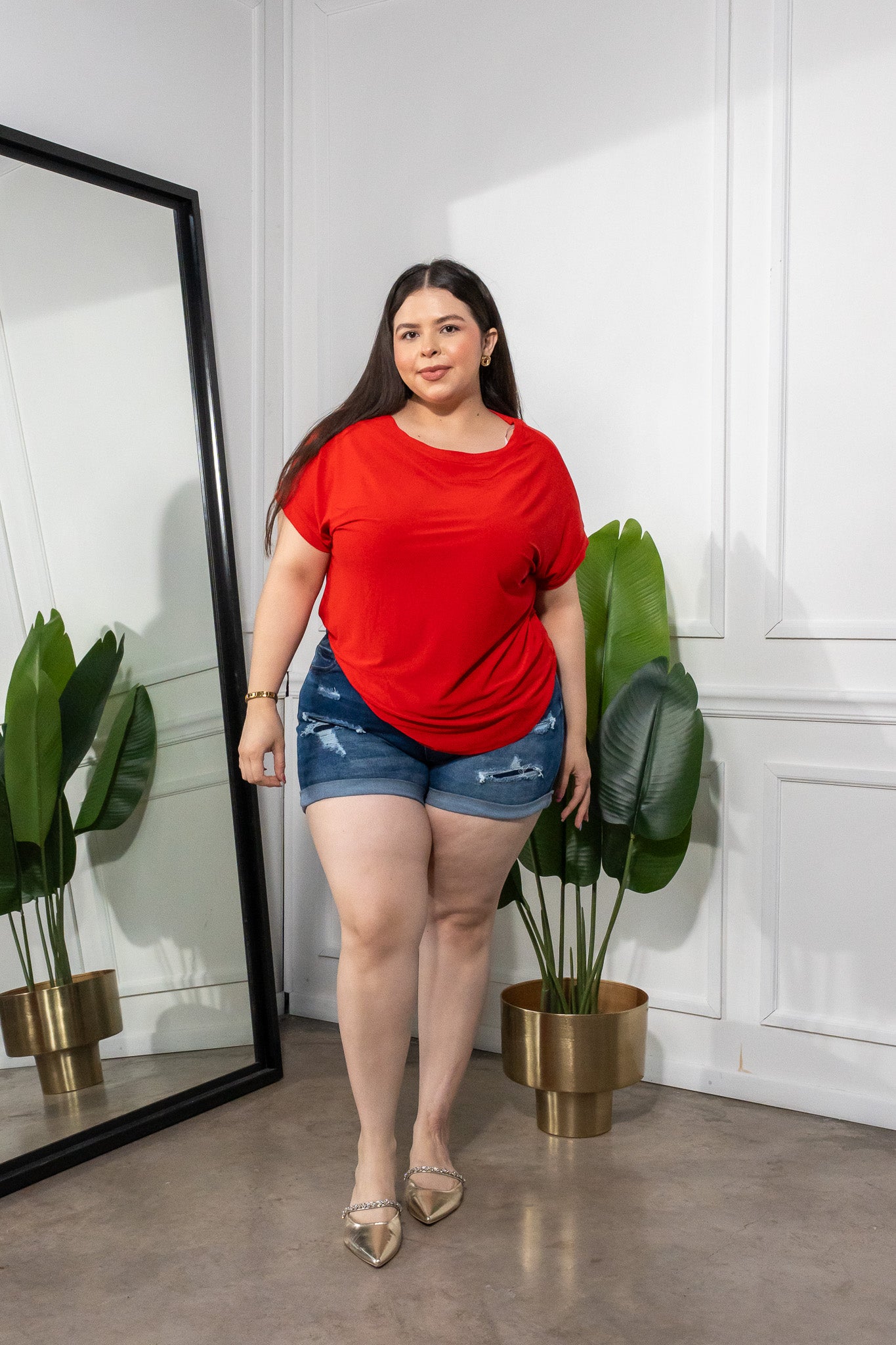 Short Curvy Mezclilla Roto Oscuro Stretch Cintura Alta Dobladillo