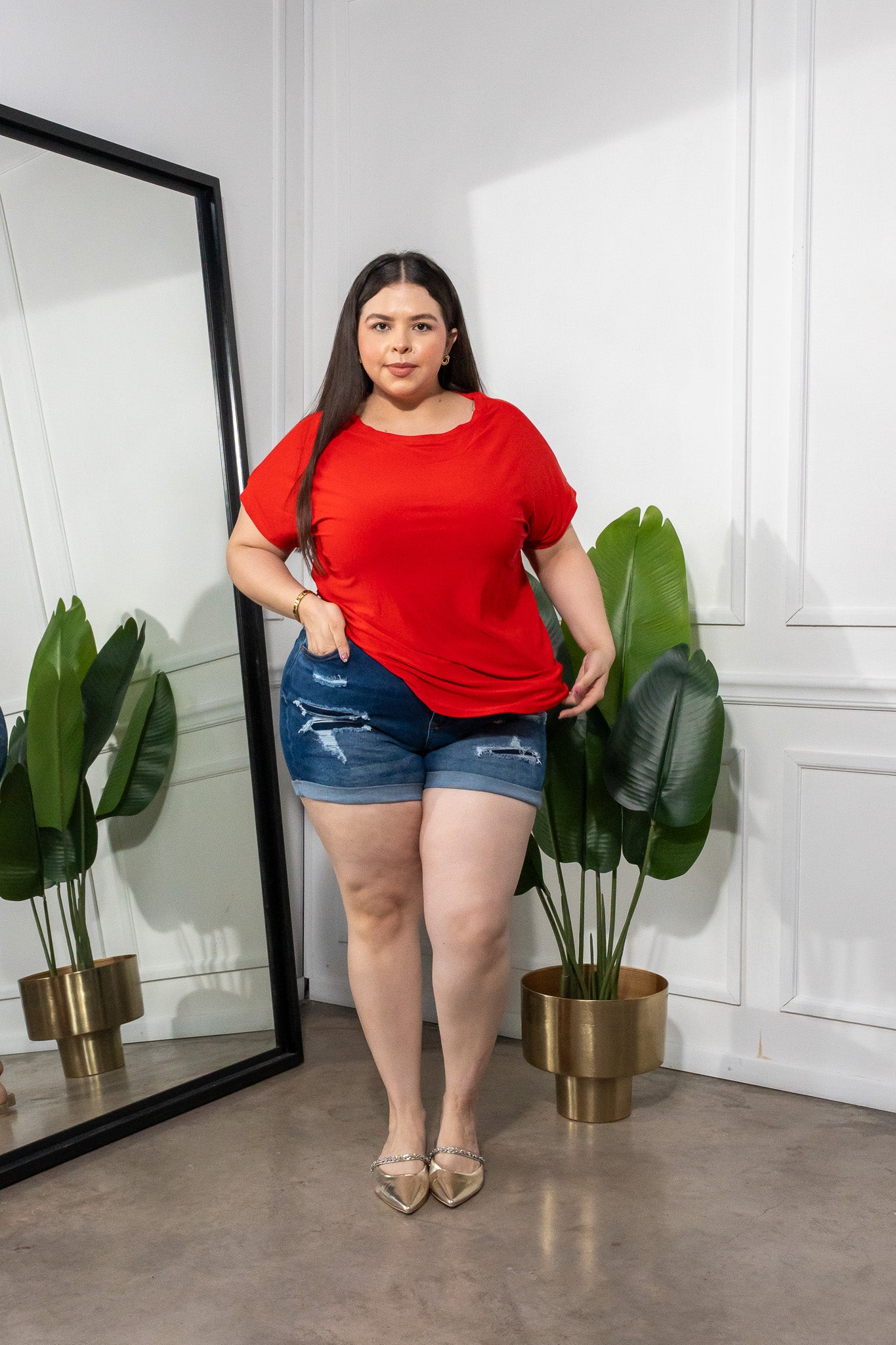 Short Curvy Mezclilla Roto Oscuro Stretch Cintura Alta Dobladillo