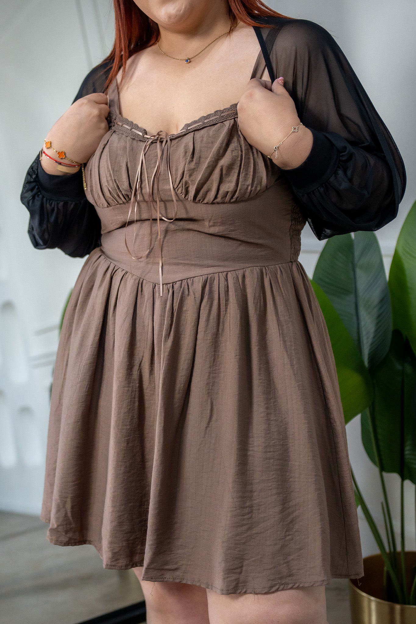 Vestido Corto Tirante Curvy Cafe