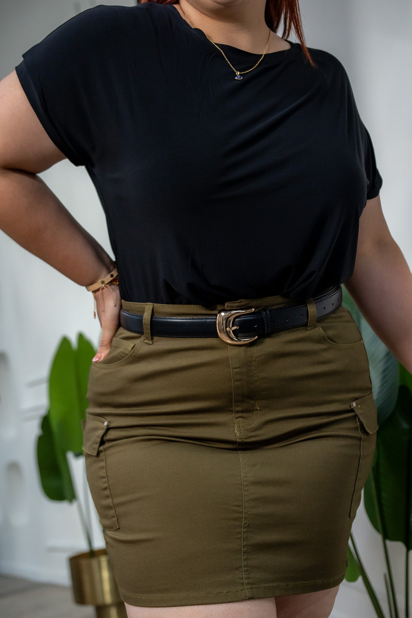 Blusa Curvy Licra Cuello Redondo Manga Corta Negro Atemporal