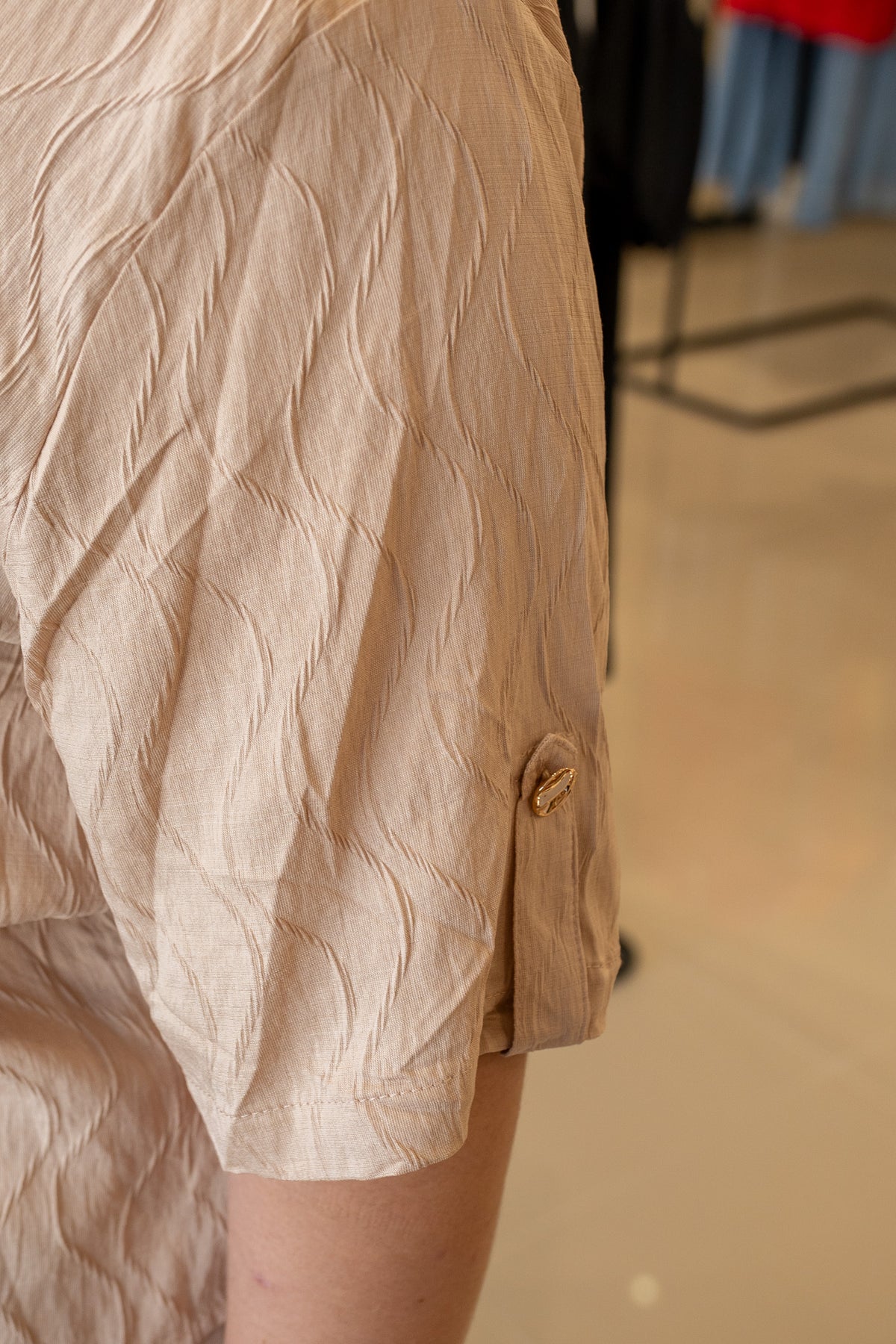 Set Curvy Camisa Cropped Pantalón Wide Leg Beige
