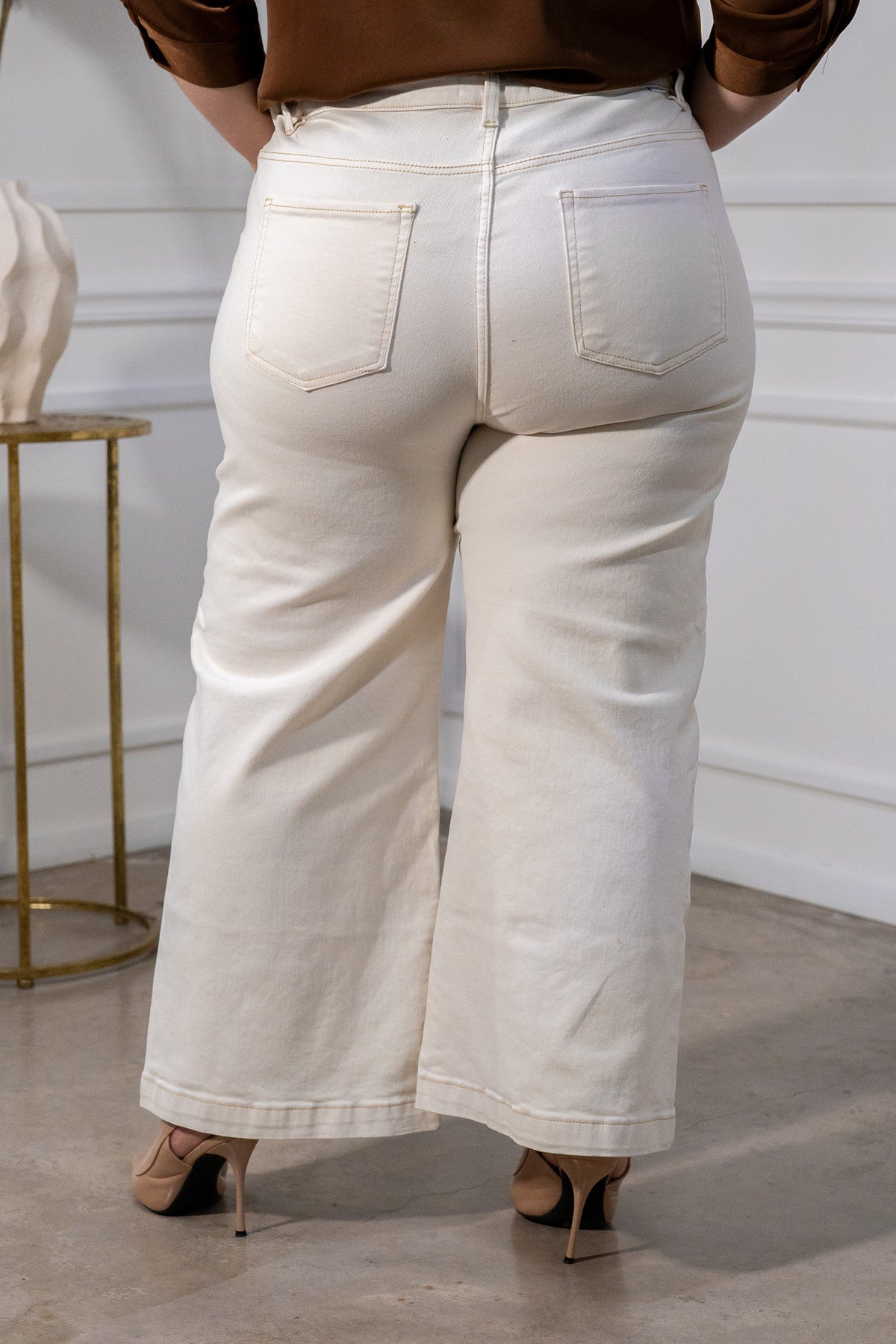 Jeans Curvy High Rise Crop Wide Leg Ivory