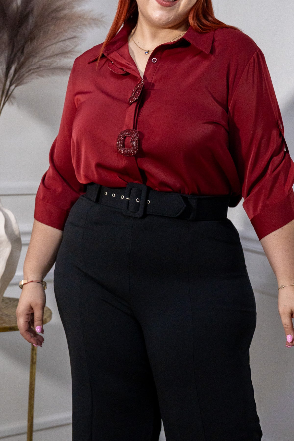 Pantalón Curvy Ancho Tiro Alto con Cinto Negro