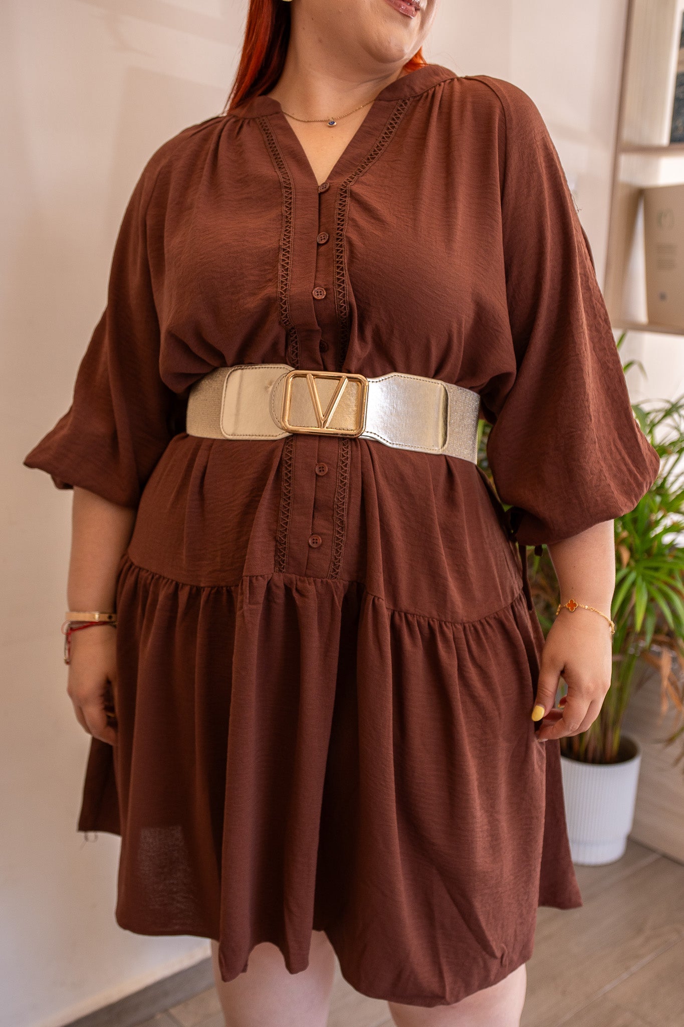 Vestido Curvy Corto Manga Globo Babydoll Color Chocolate