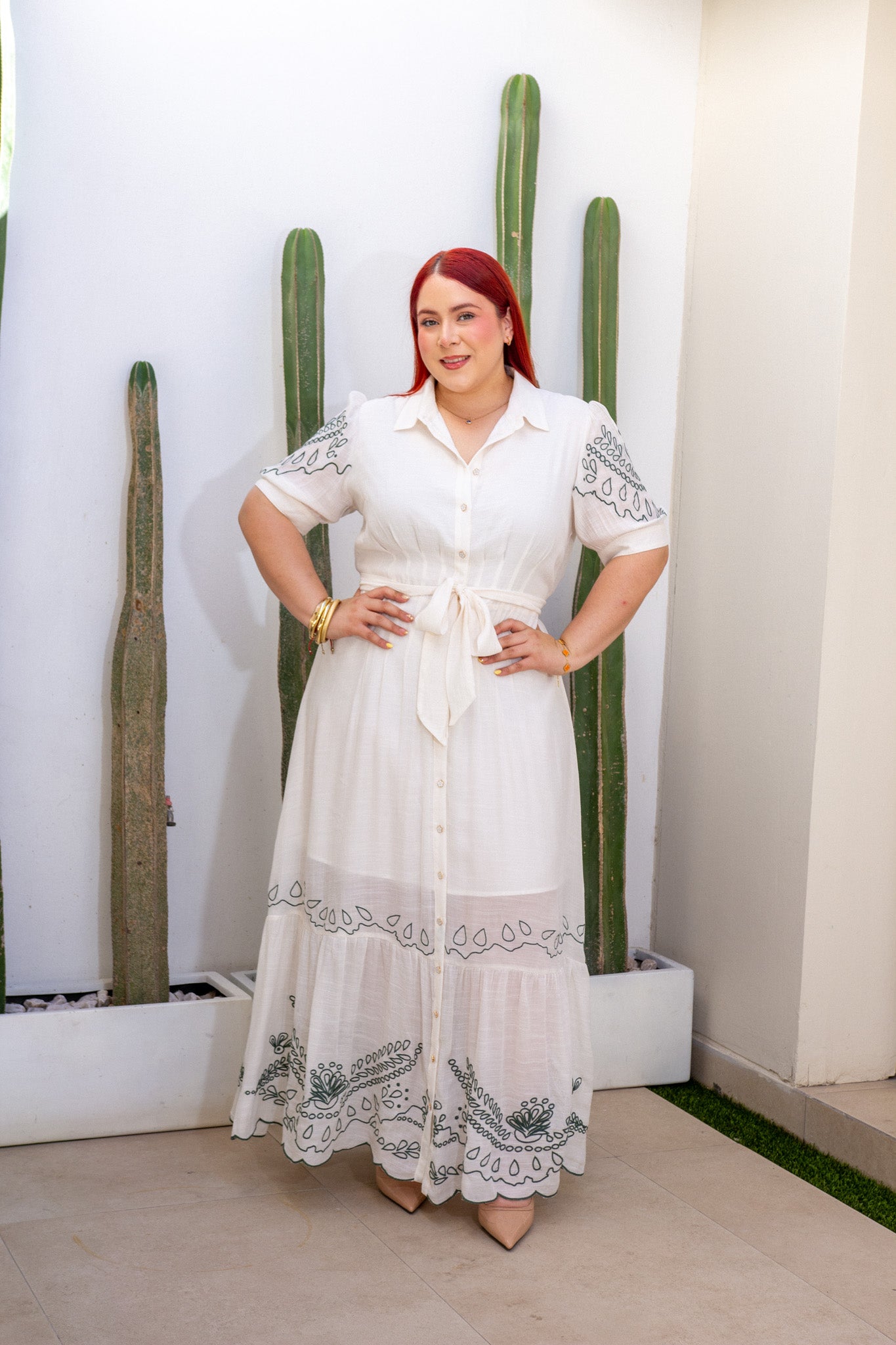 Vestido Maxi Camisero Curvy Bordado Calado Manga Globo Ivory