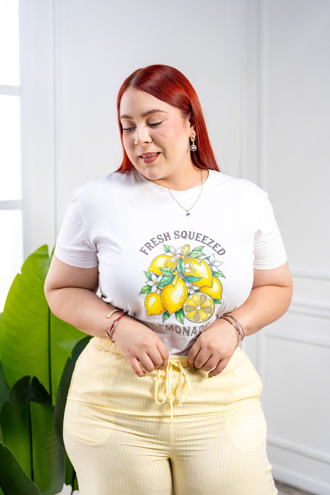 Playera Curvy Blanca Limones Algodón Premium Diseño Cítrico