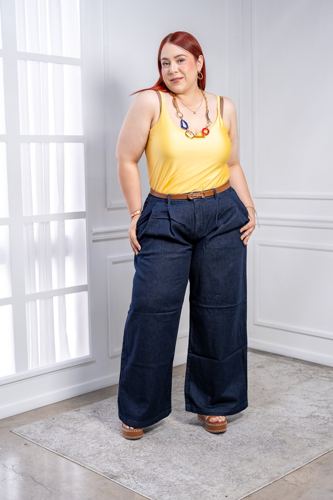 Pantalón Wide Leg Curvy de Mezclilla con Pinzas | Denim de Pierna Ancha