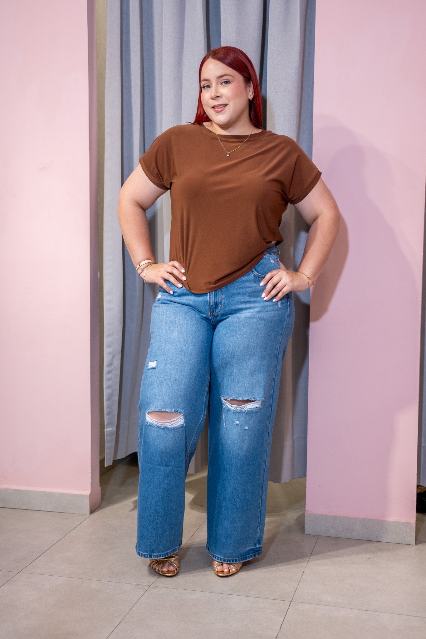 Blusa Curvy Licra Cuello Redondo Manga Corta Chocolate
