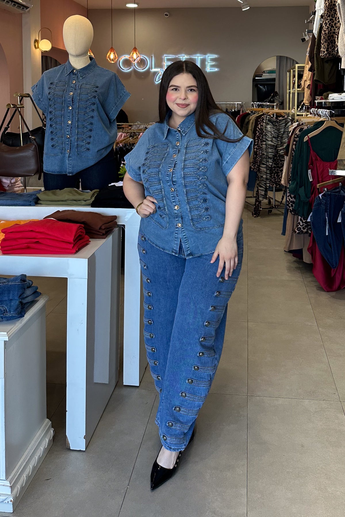 Jeans Curvy Botones Laterales Barrel Azul Claro