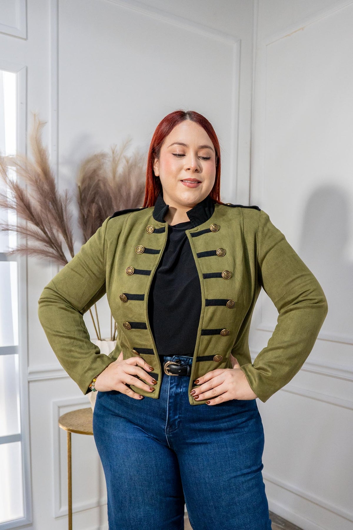 Jacket Curvy Militar Botones Dorados Olivo