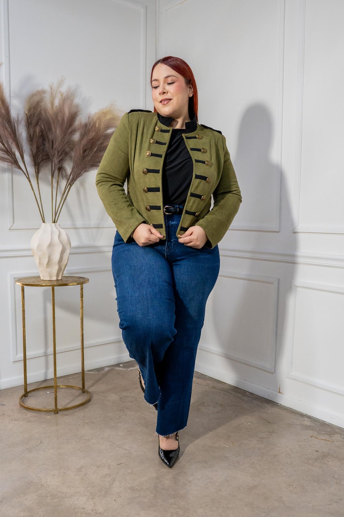 Jacket Curvy Militar Botones Dorados Olivo