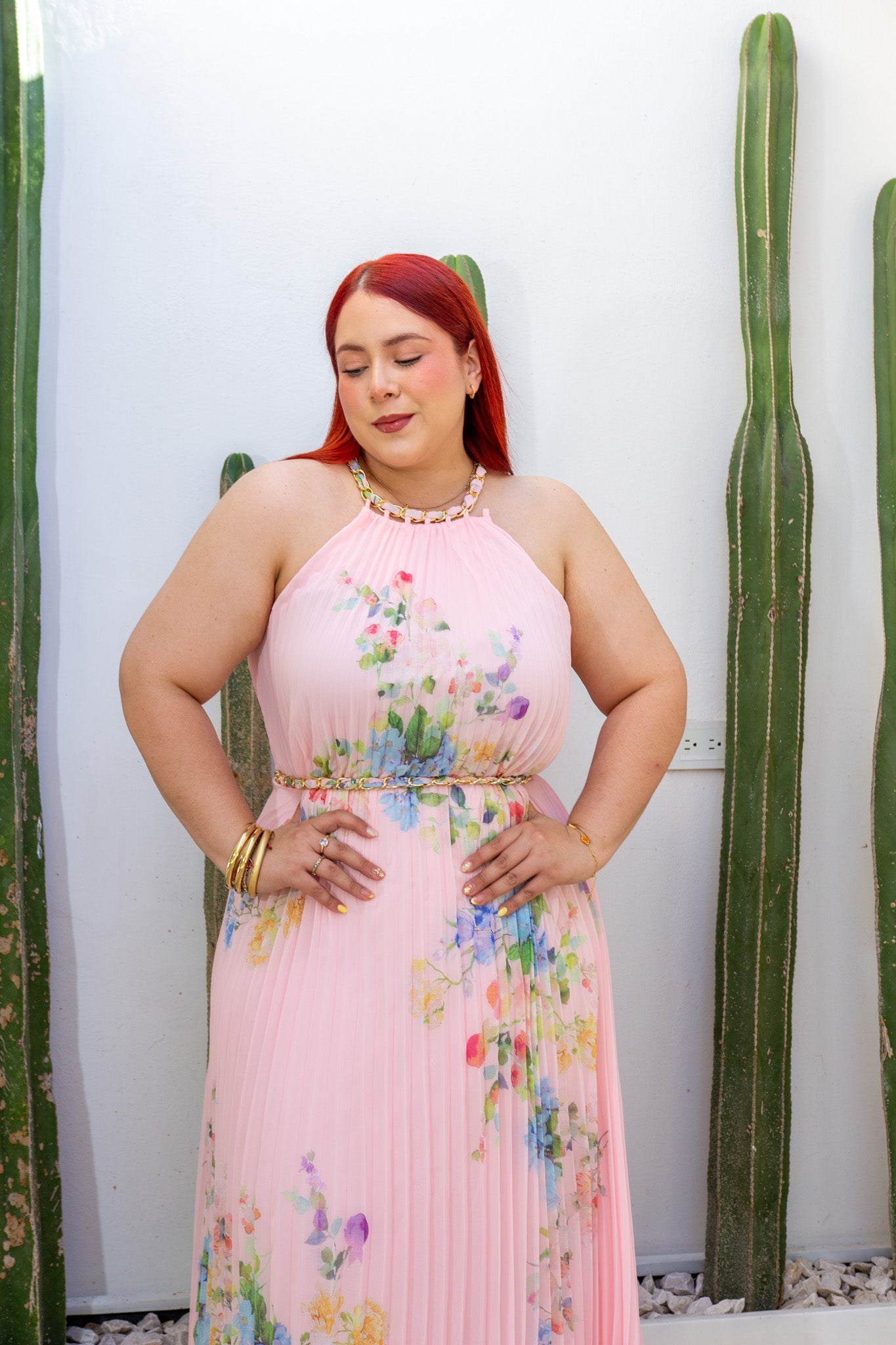 Maxi Vestido Curvy Plisado Rosa vista