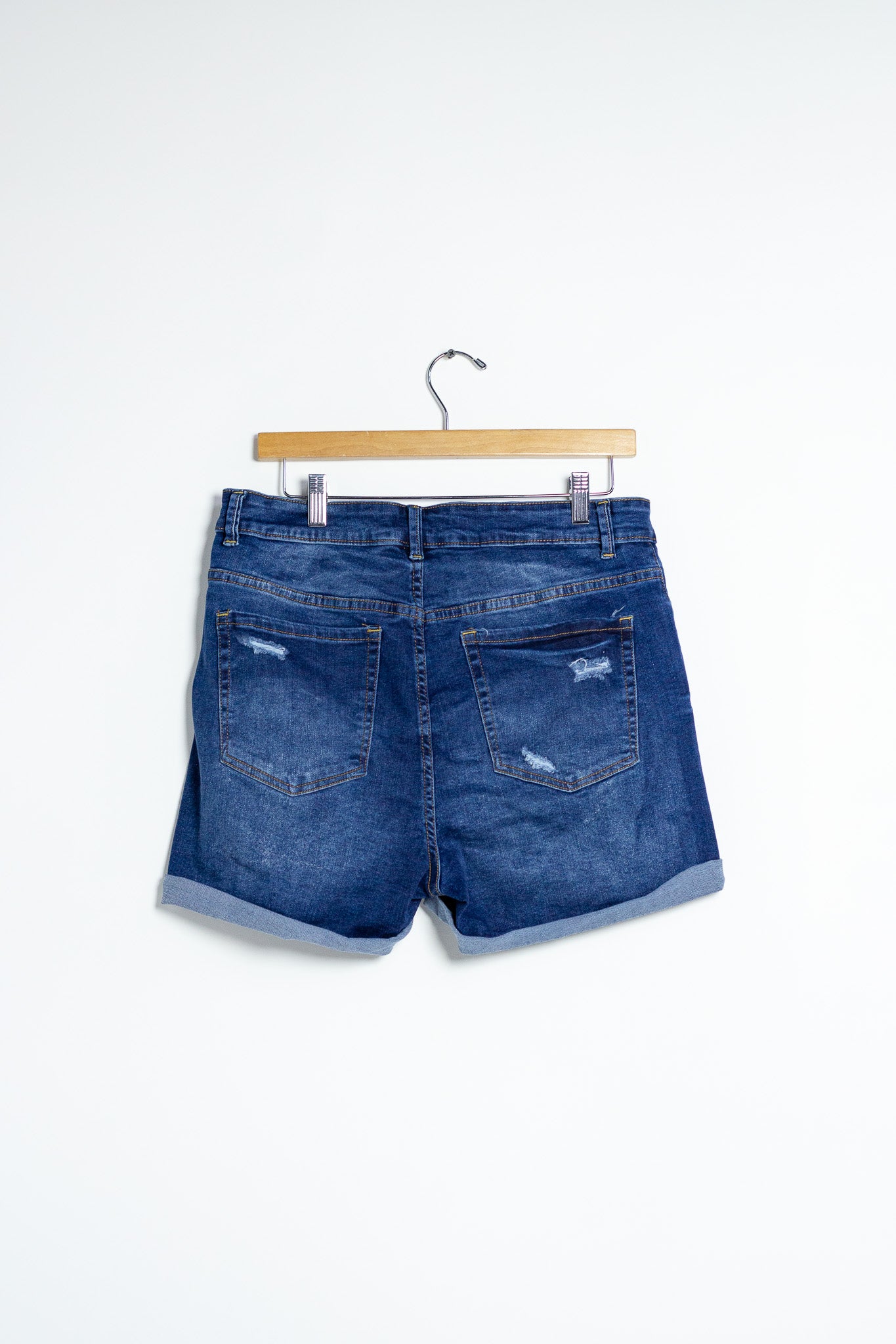 Short de Mezclilla Roto Oscuro Plus Size para Mujer