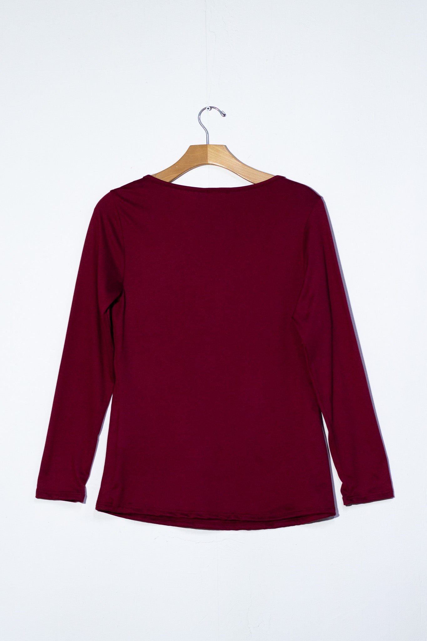 Blusa basica lisa m/larga tinta