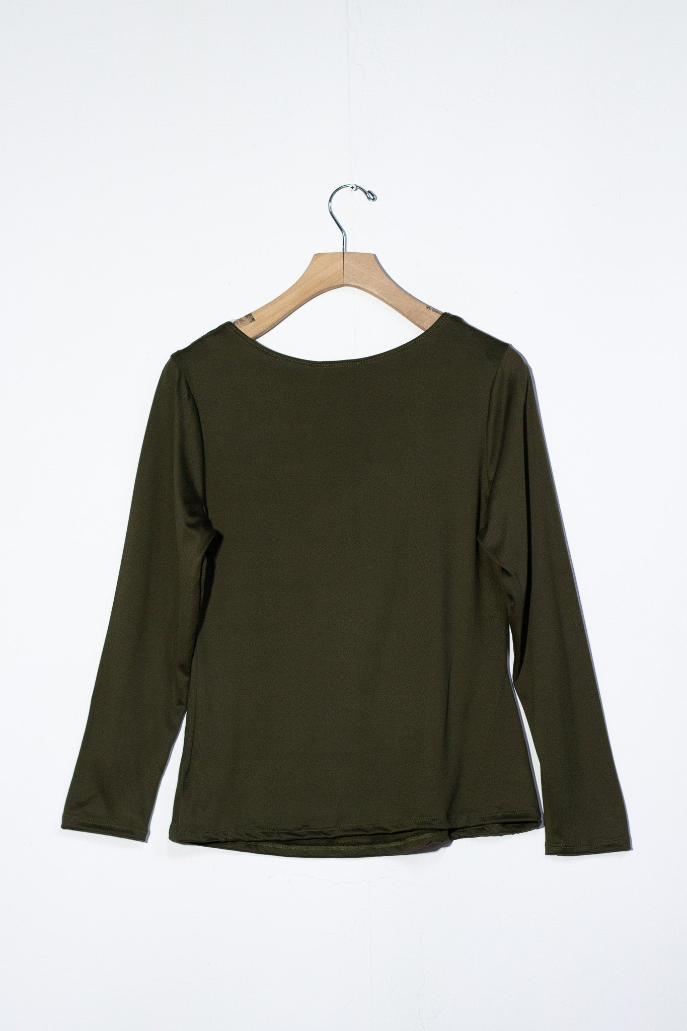 Blusa basica m/larga lisa