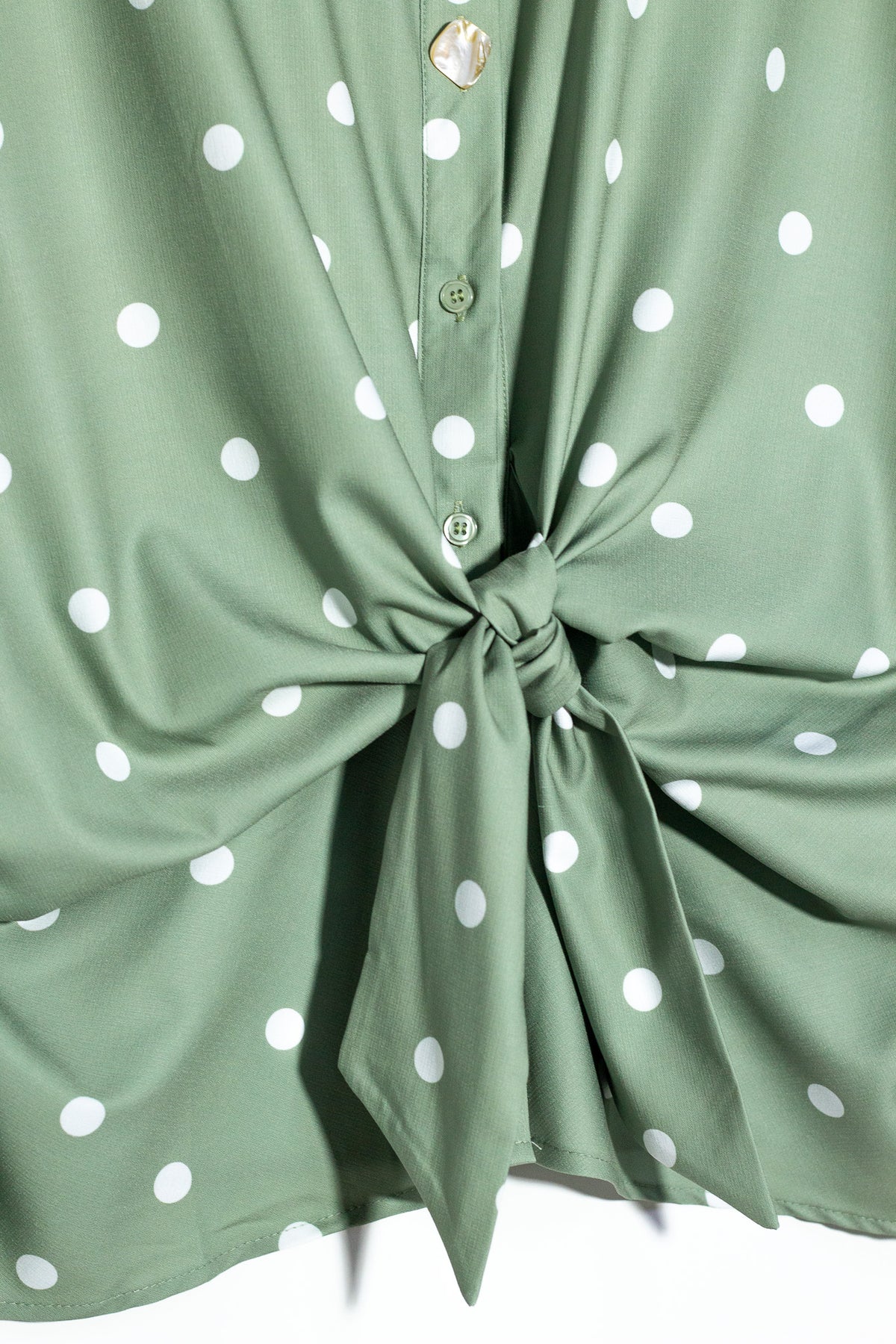 Camisa con lazo polka sage