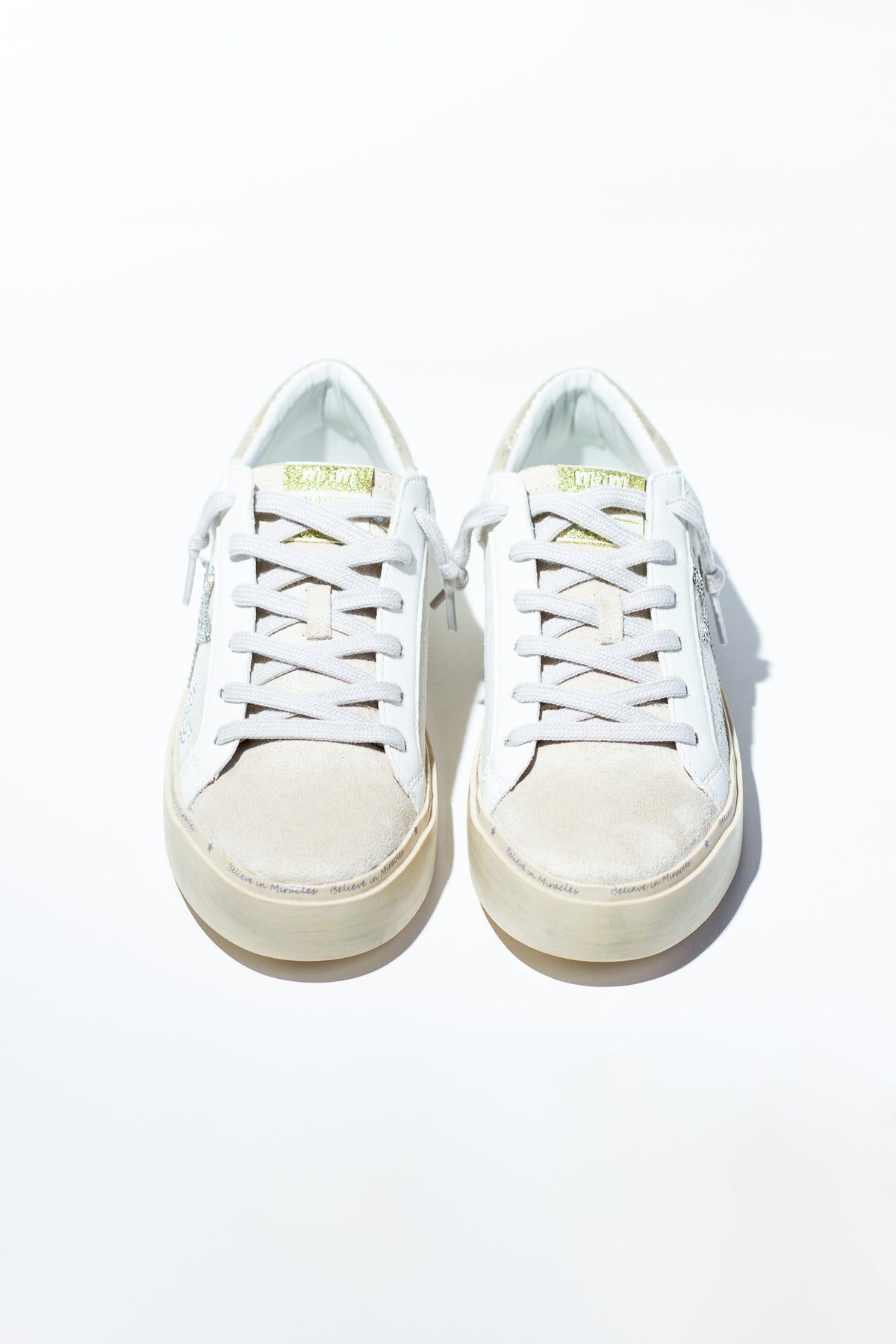 Tenis estrella piedras bei