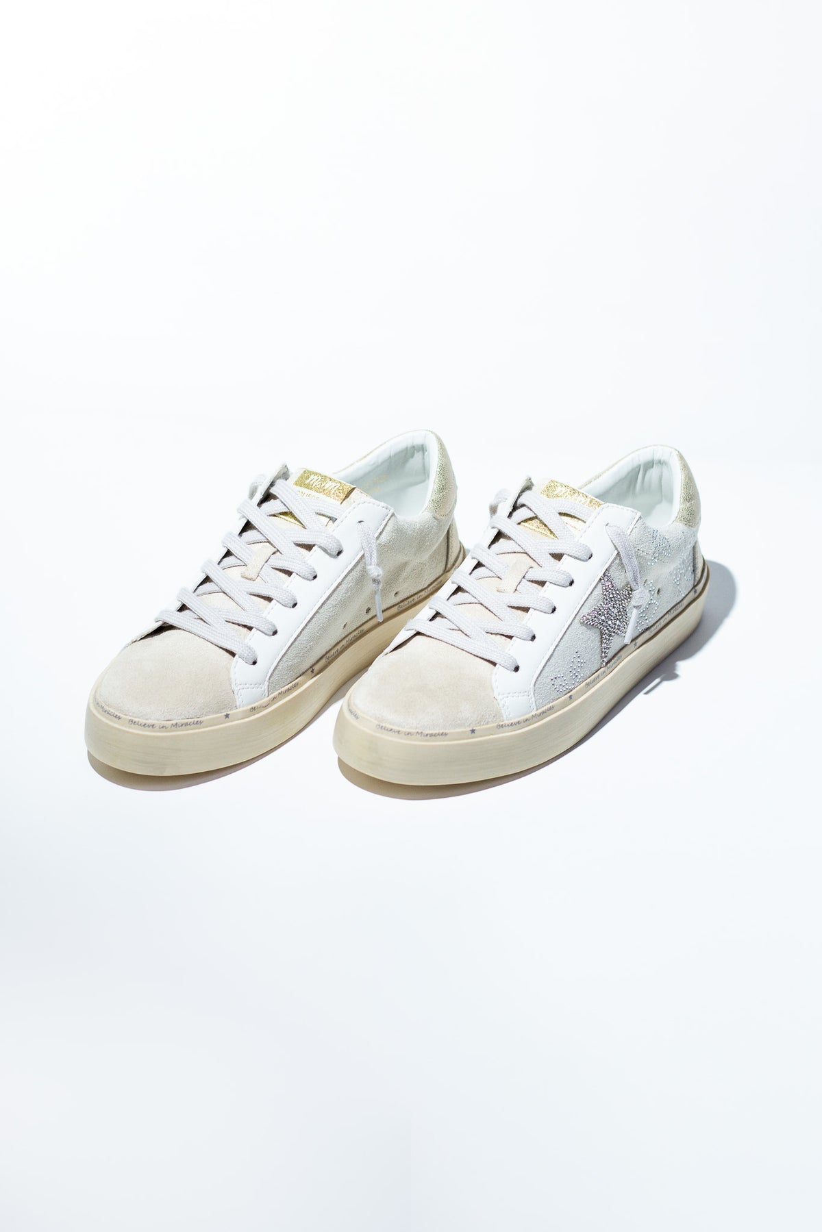 Tenis estrella piedras bei