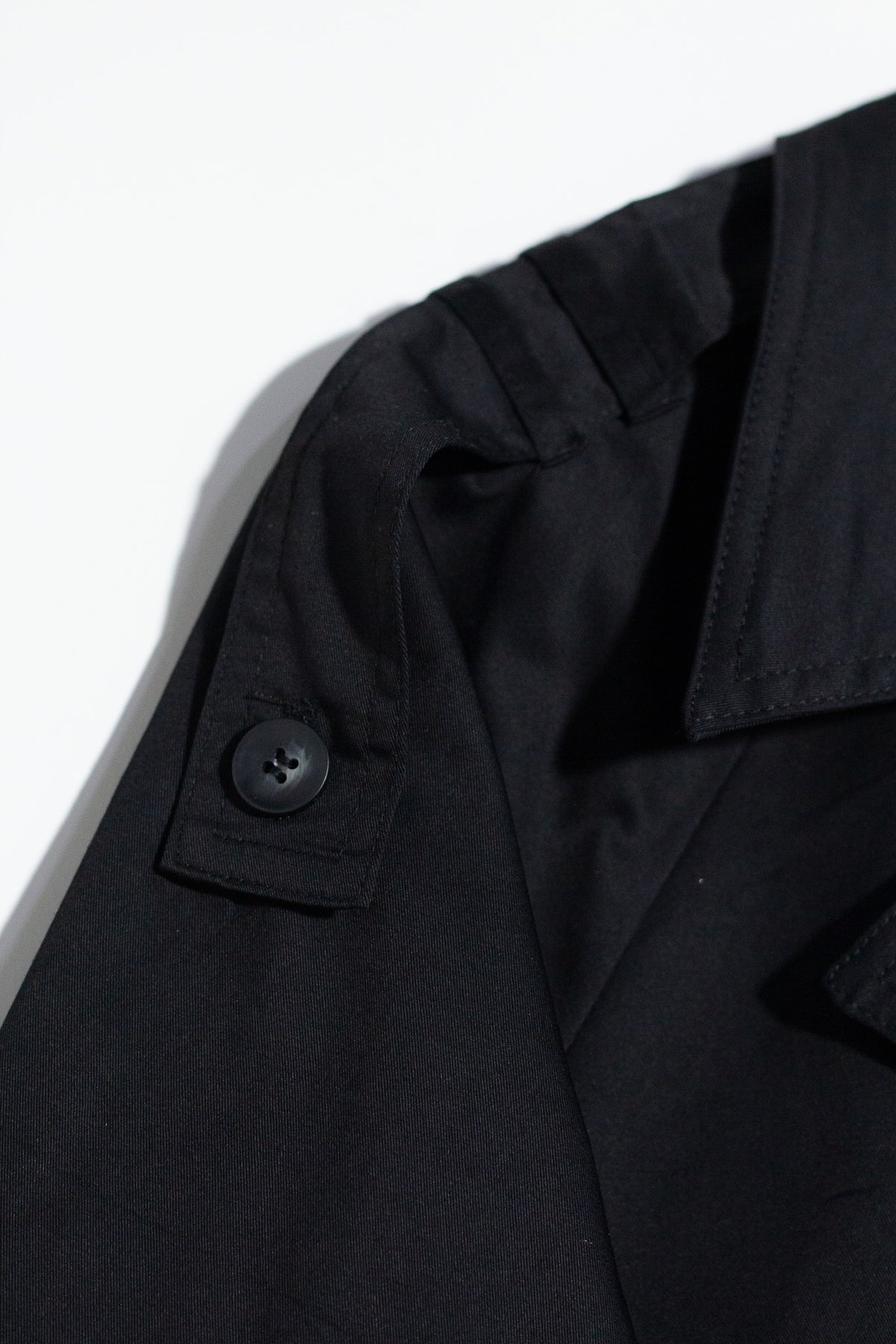 Chaqueta Crop Curvy Doble Botonadura Negra