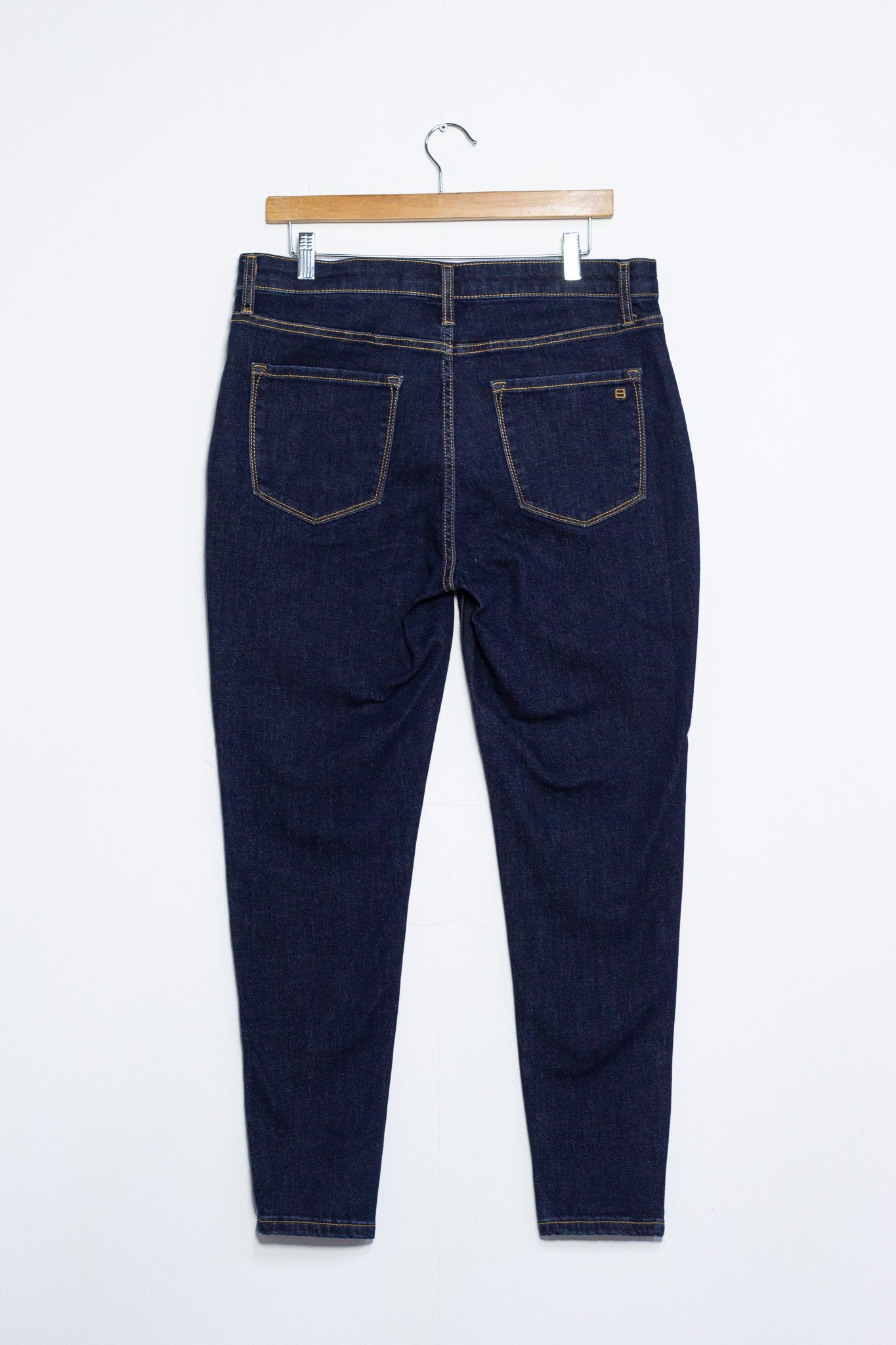 Jeans high rise skinny liso osc