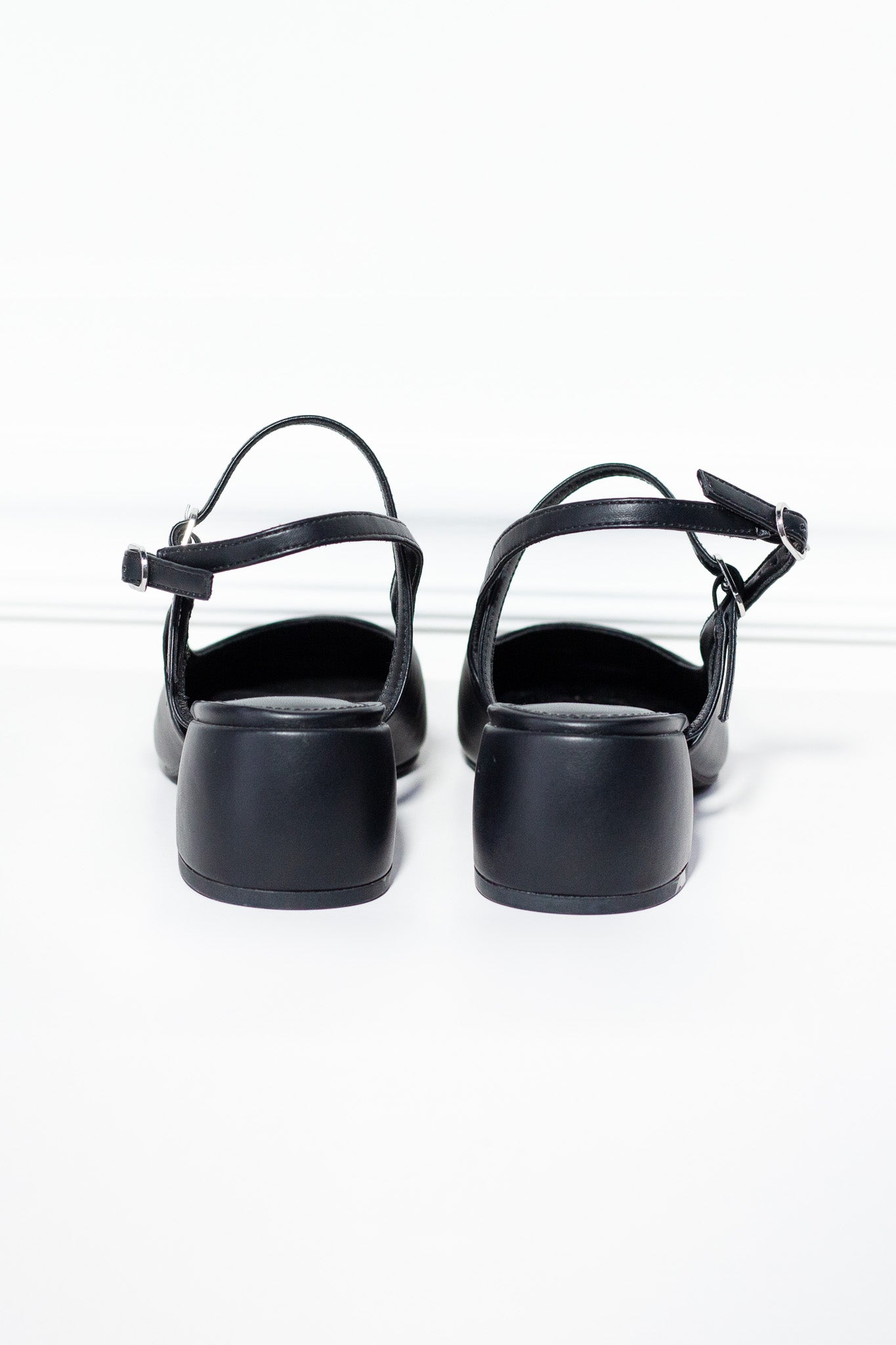 Zapatilla Bailarina Negra Plus-Friendly Cómoda Femenina