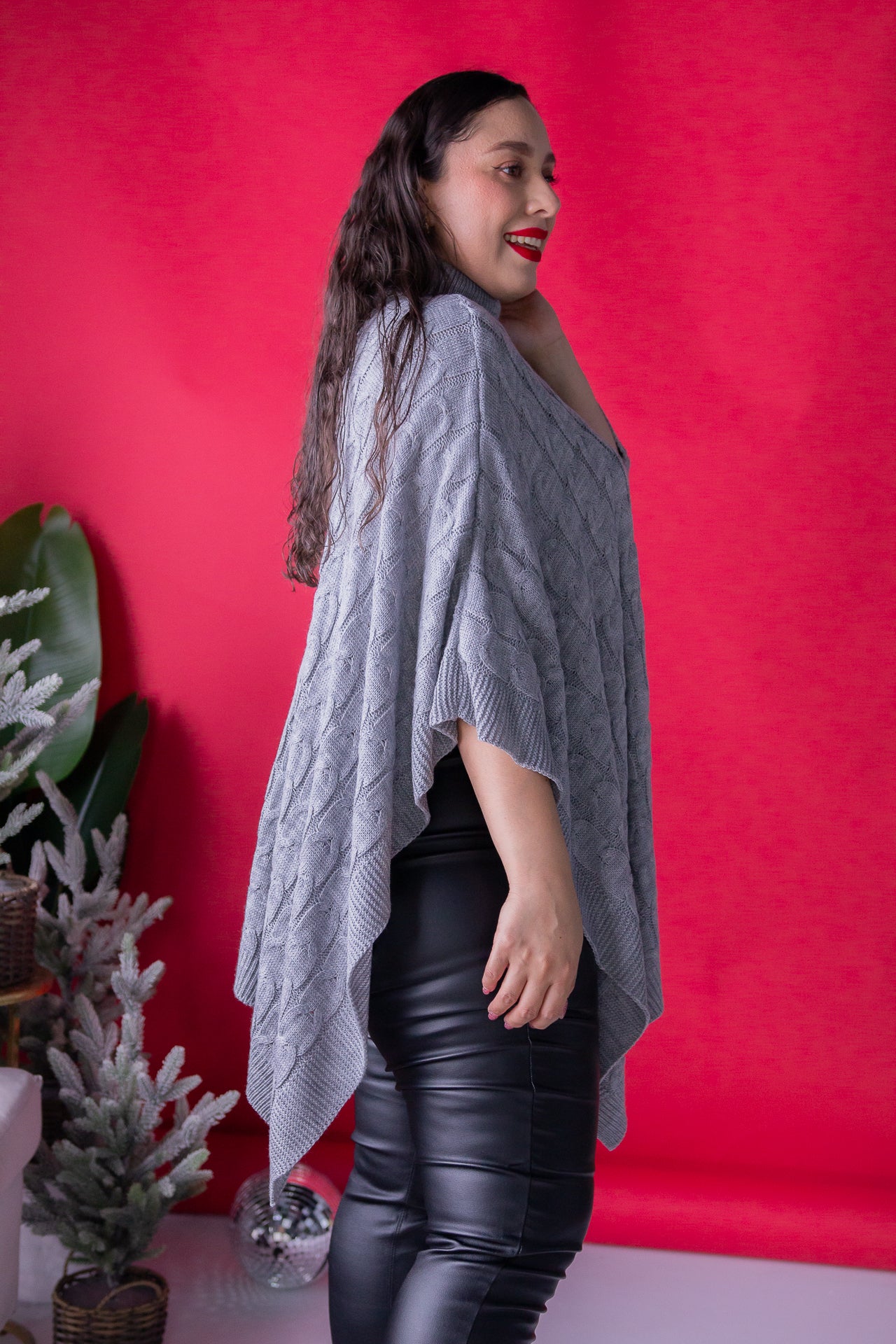 Poncho Tejido en Gris