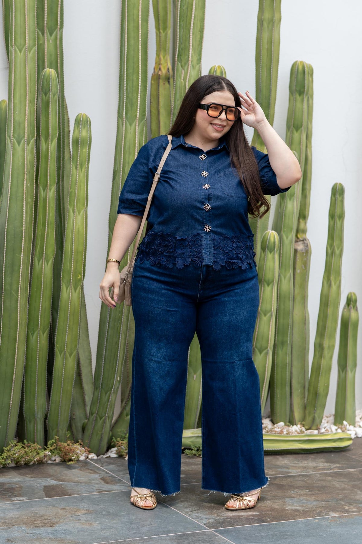 Jeans Wide Leg Crop Liso Curvy Oscuro Algodón