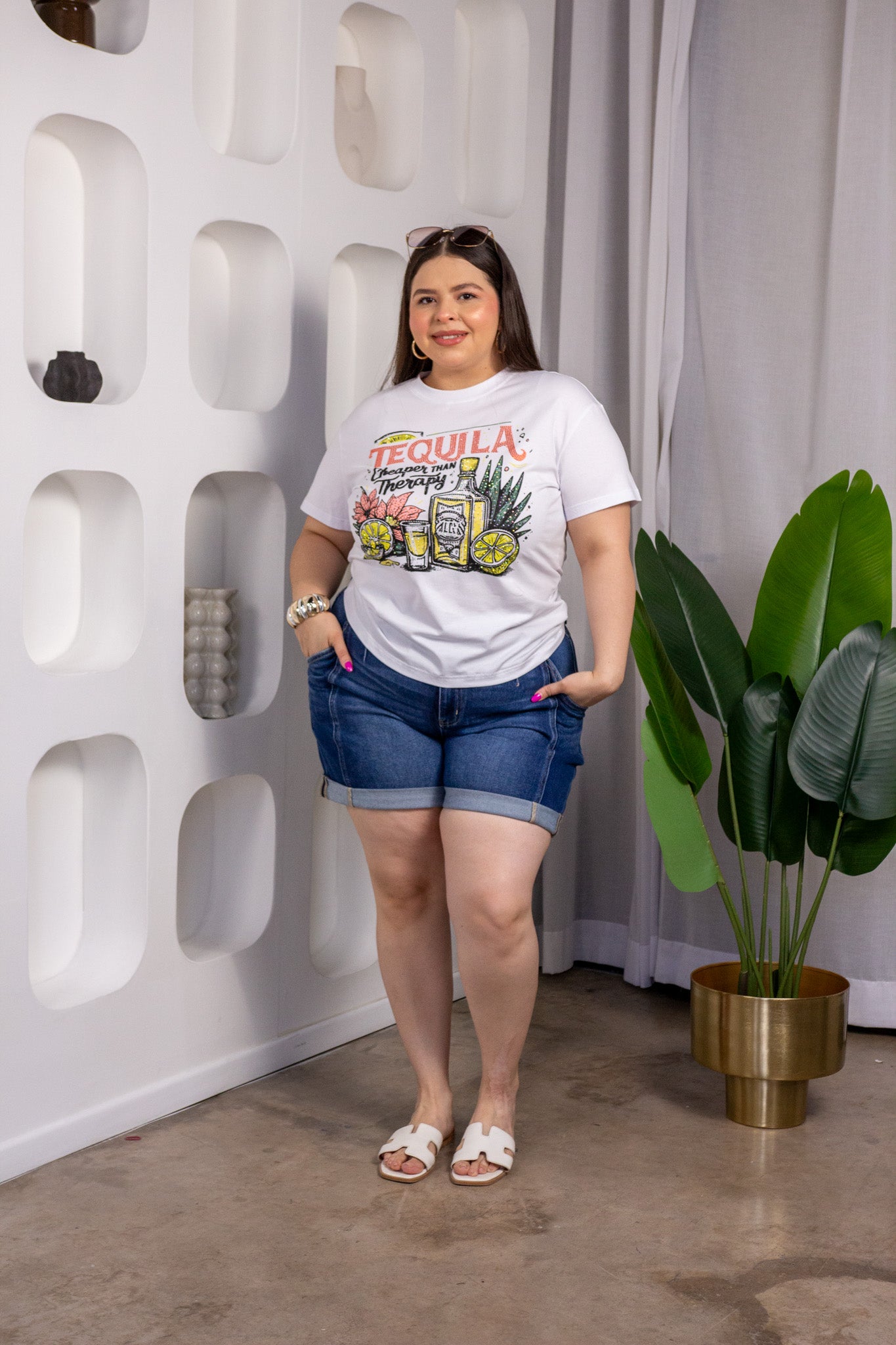 Short Curvy Liso Doblez Oscuro - Vista 3