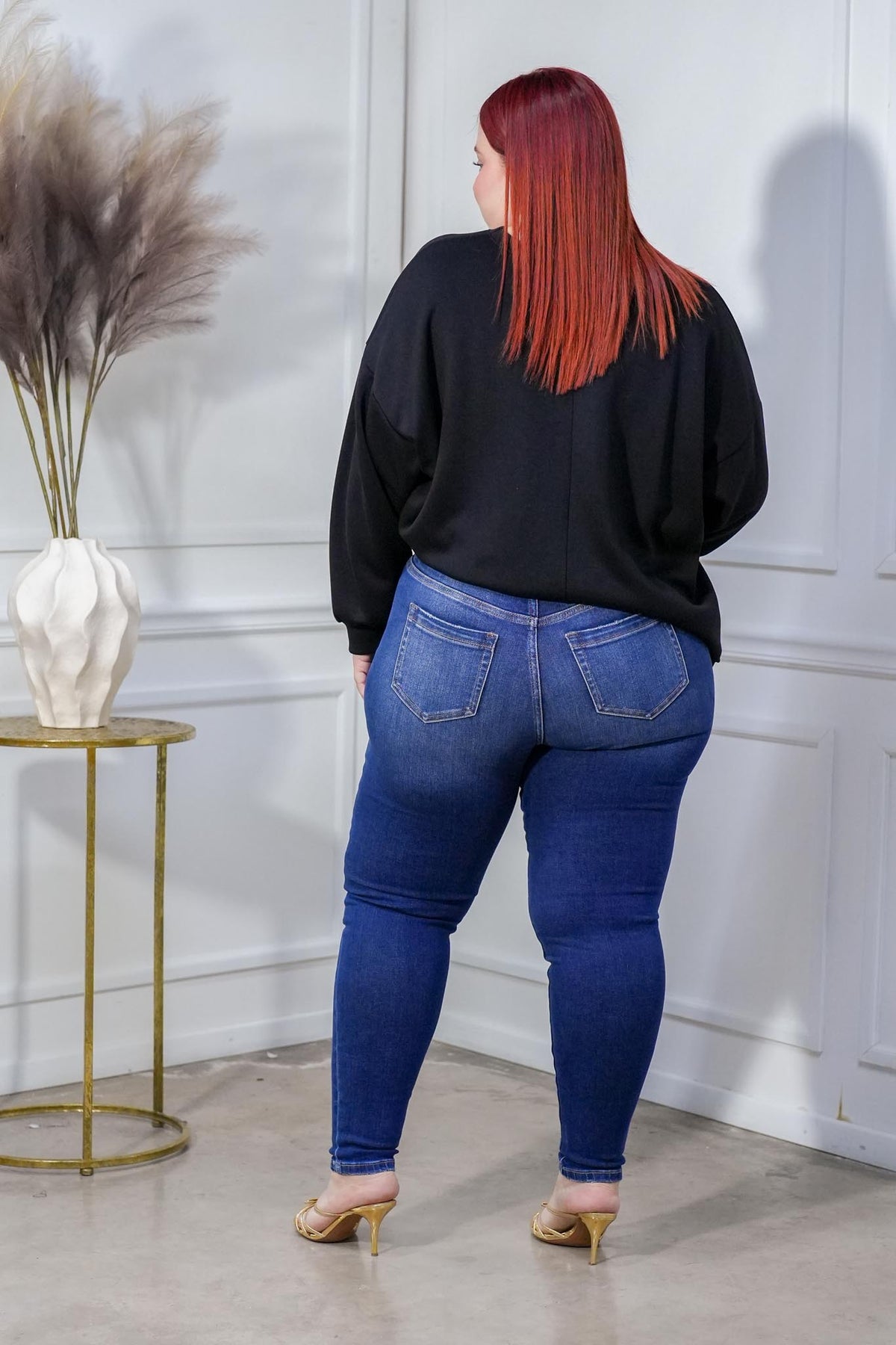 Suéter Curvy Punto Manga Globo Negro