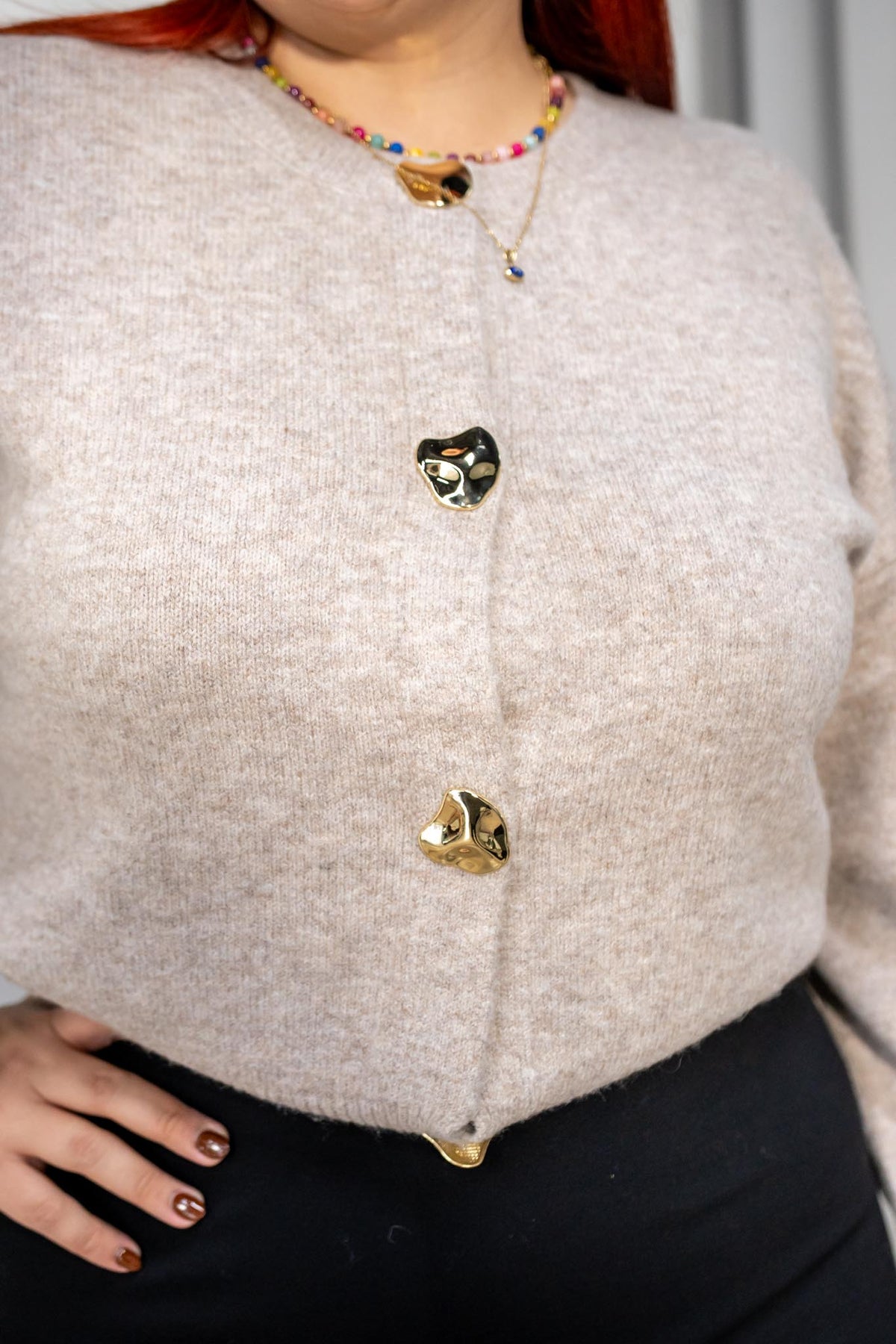 Suéter Curvy Botones Joya Manga Globo Beige