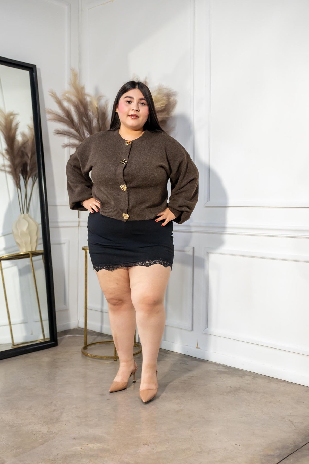 Suéter Curvy Botones Joya Manga Globo Café