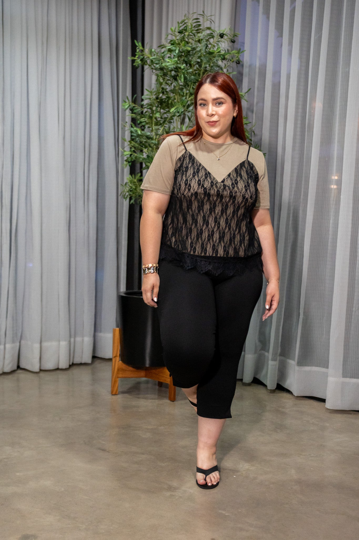 Blusa con Corset de Encaje Curvy Cafe