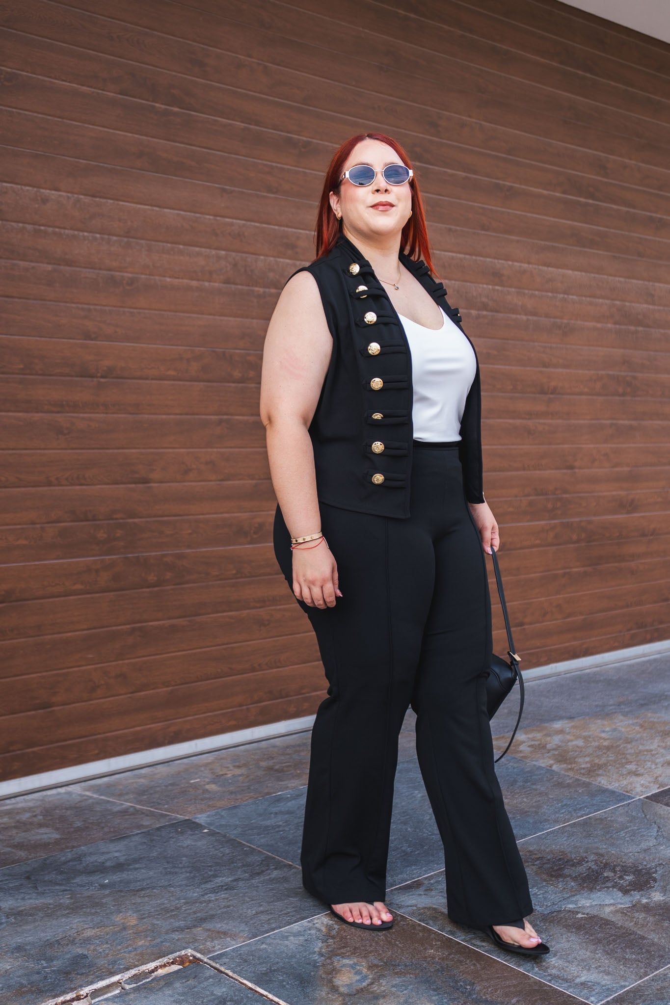 Chaleco Detalle Botones Curvy Negro