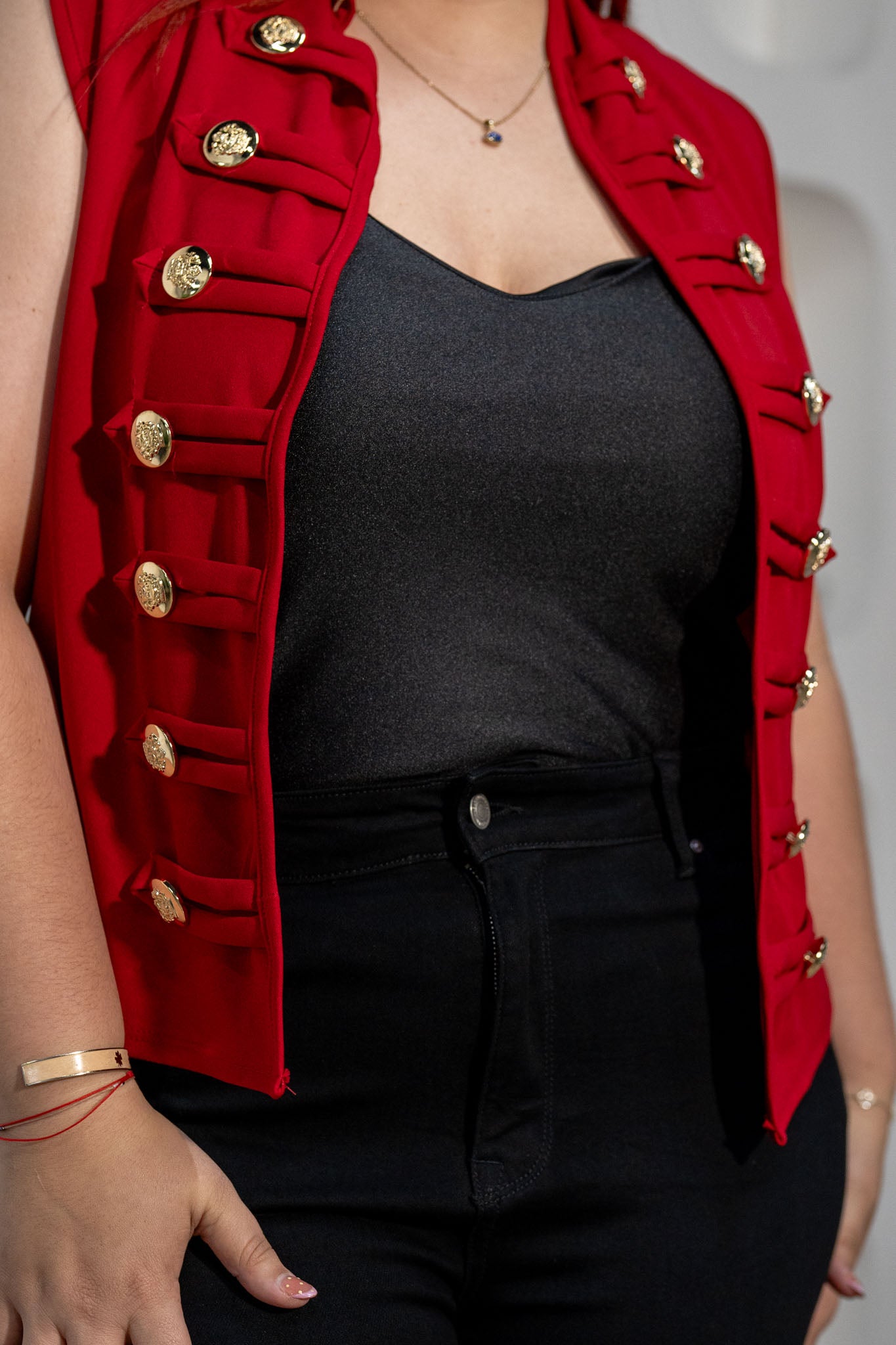 Chaleco Detalle Botones Curvy Rojo