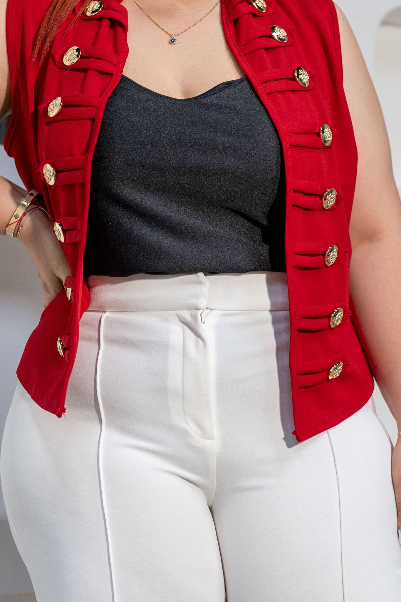 Chaleco Detalle Botones Curvy Rojo