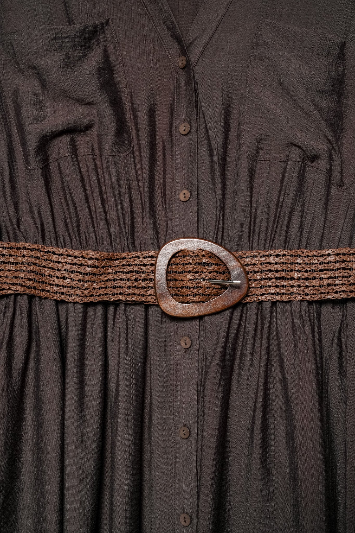 Maxi vestido camisero con cinto cafe