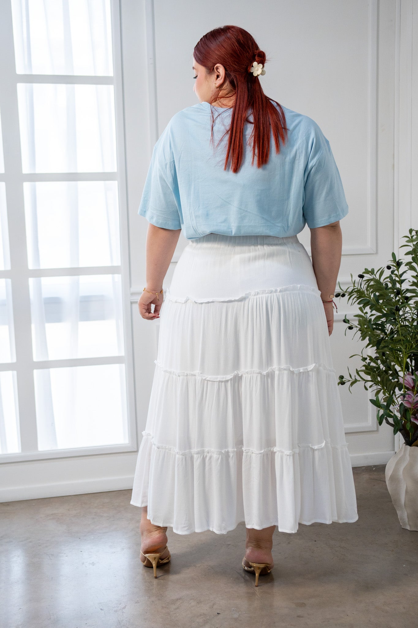 Maxi Falda Curvy Lisa Escalonada Blanca