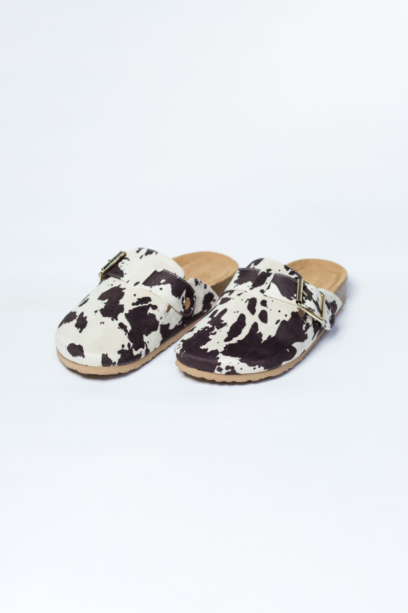 Zuecos hebillla cow print